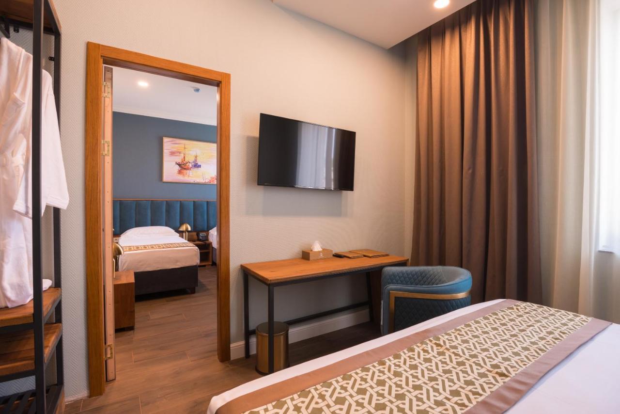 Grand Opera Hotel 쿠타이시 외부 사진