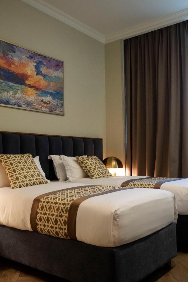 Grand Opera Hotel 쿠타이시 외부 사진